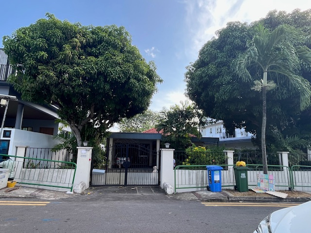 Bedok Walk